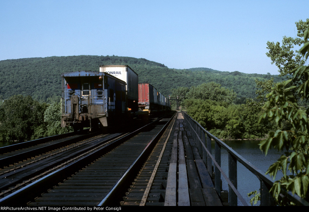 Mohawk Crossing Near Schenectady NY